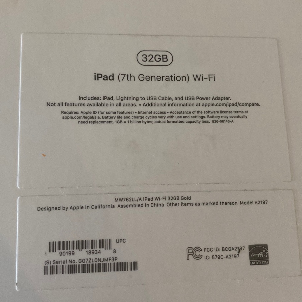 iPad 7th gen 32 GB - Picture 1 of 5